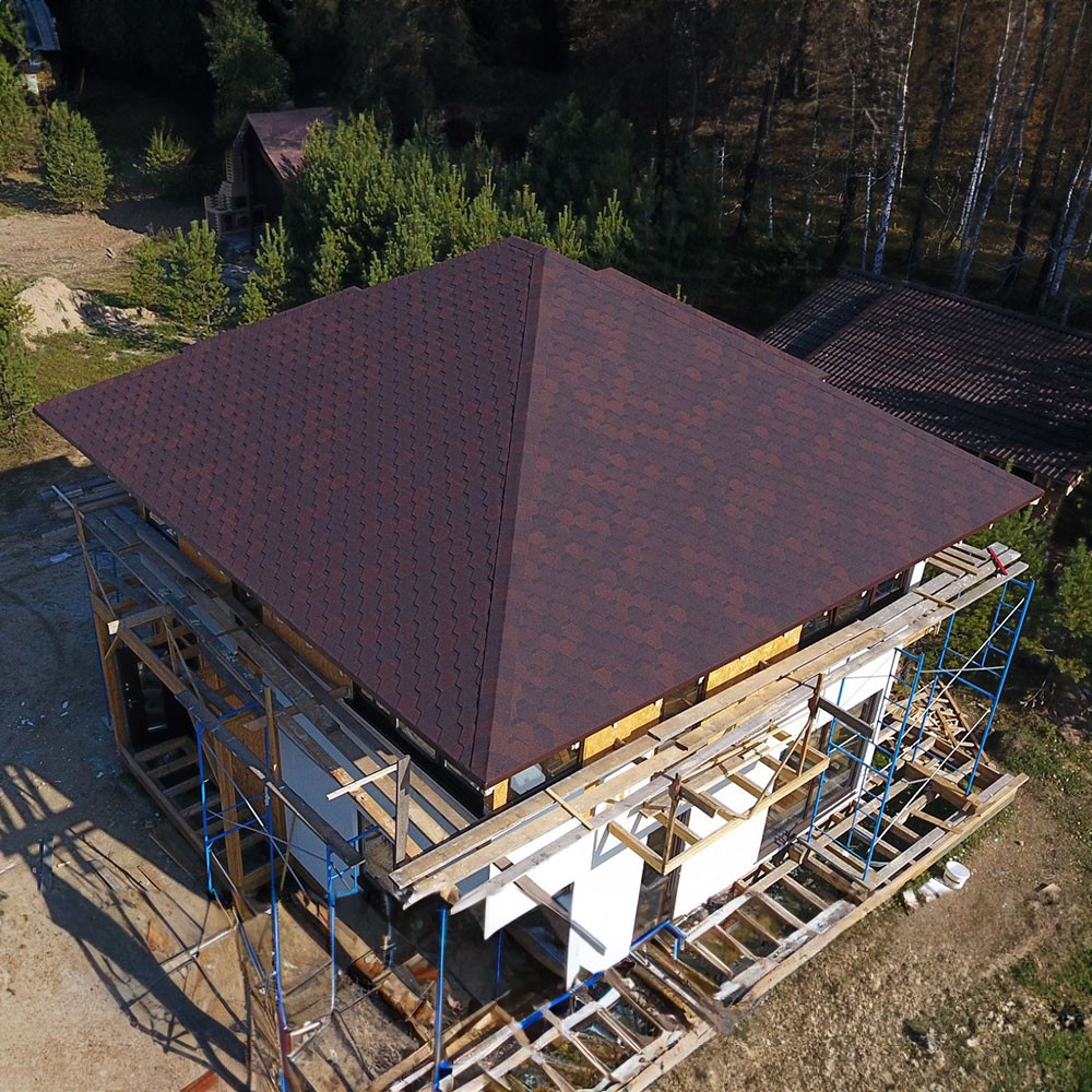 Шатровая крыша в Гвардейске и Калининградской области